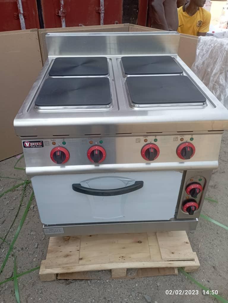 4-Burner Commercial Electric Cooker with Oven – Stainless Steel