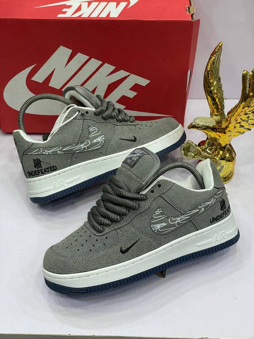 Grey & Black Graphic Air Force Style Sneakers