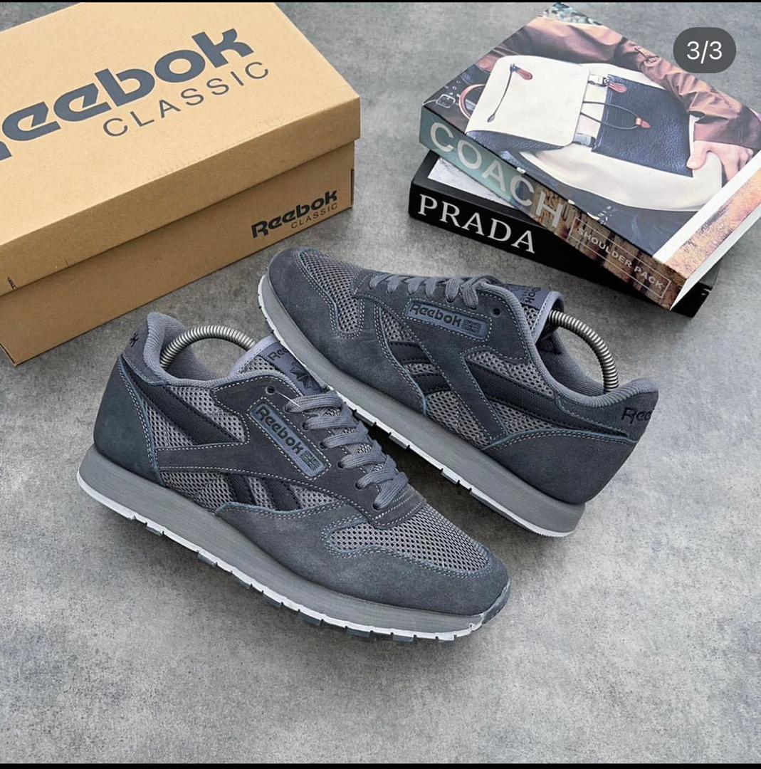 Classic Retro Running Style Sneakers – Multiple Colors